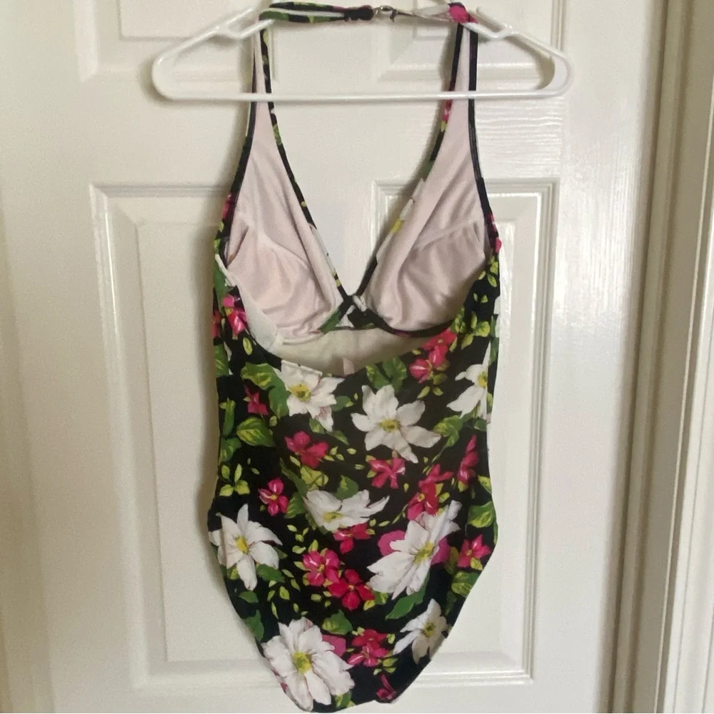 VS One Piece Swim Suit, Size 14C
